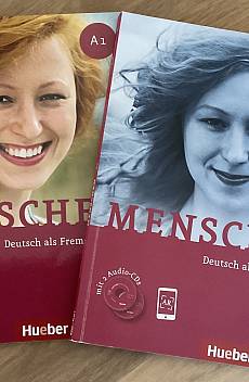 Книга Menschen A1 учебник и учебна тетрадка по немски