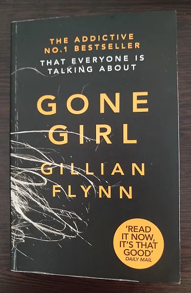 Книга Gone Girl