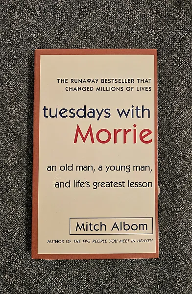Книга Tuesdays with Morrie