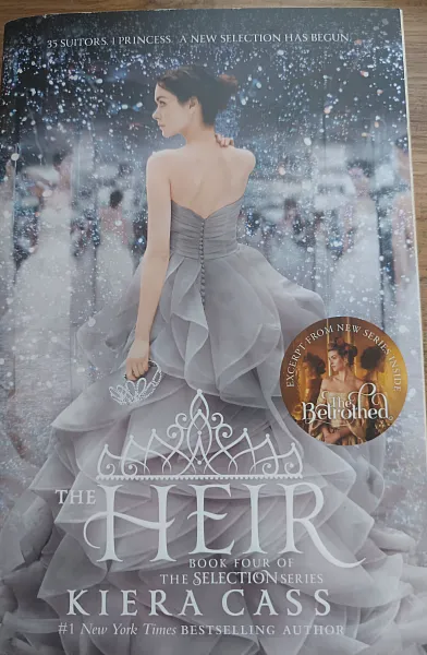 Книга The Heir