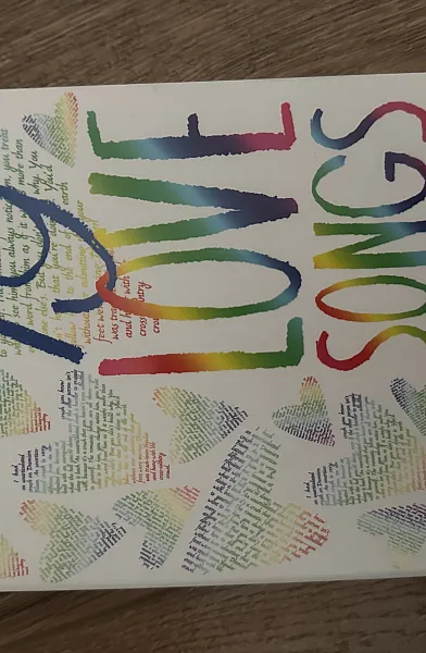 Книга 19 love songs