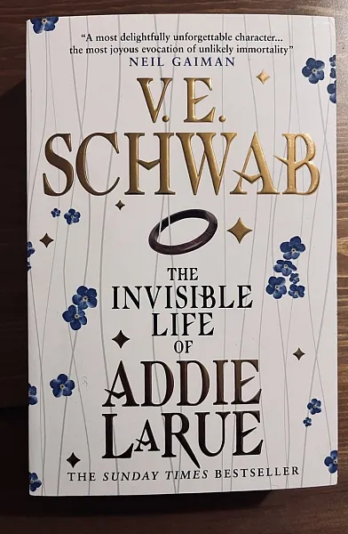 Книга The invisible life of Addie LaRue