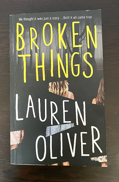 Книга Broken things