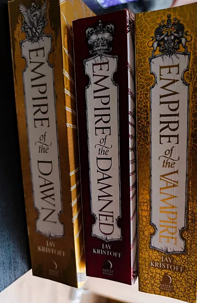 Книга 3 books_Empire of the Vampire series
