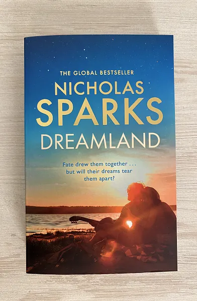 Книга Dreamland